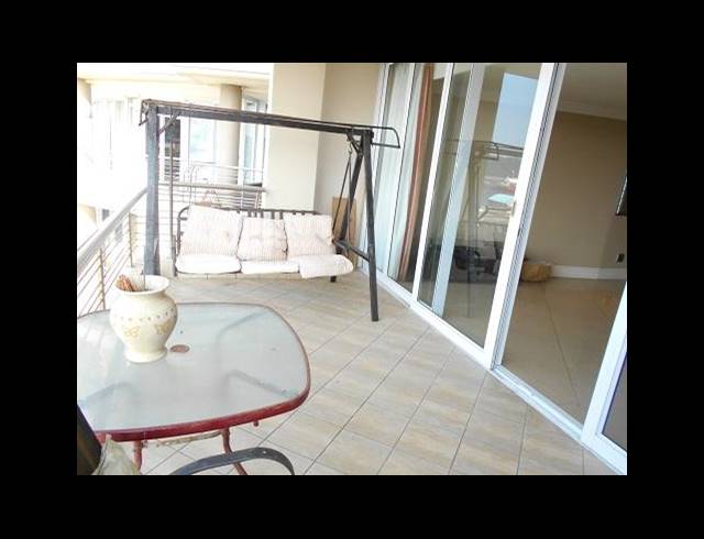 1 BEDROOM APARTMENT TO LET IN POINT WATERFRONT